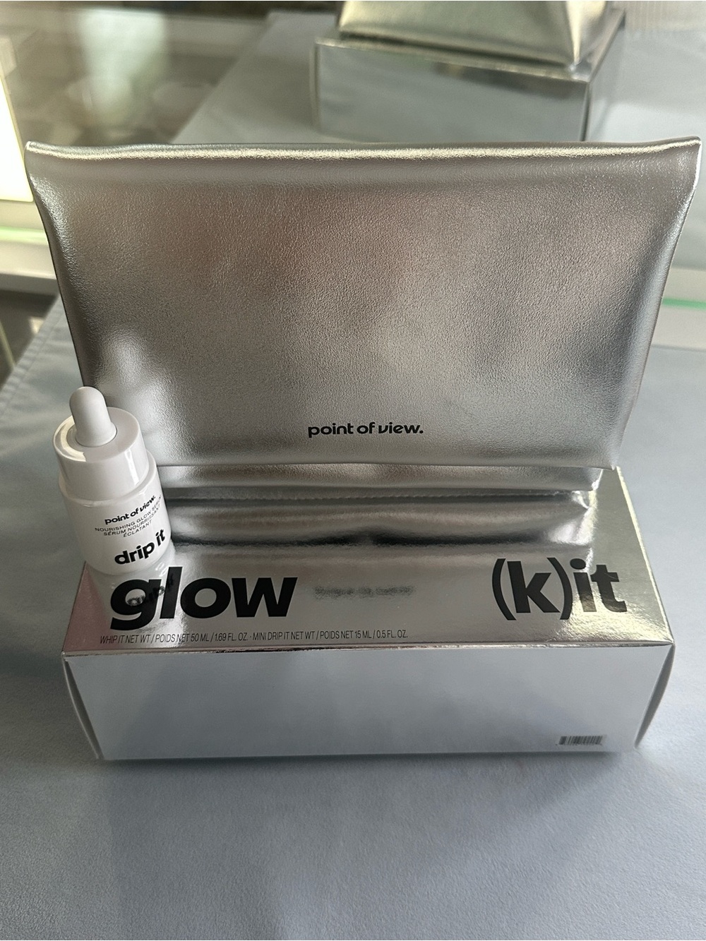 🧰 POV BEAUTY | LIMITED EDITION ‘GLOW (K)IT’ - MAKEUP BAG AND MINI DRIP IT SERUM